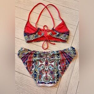 Lucky Brand size S 2 piece swim suit.  Beautiful vibrant colors &‎ print.